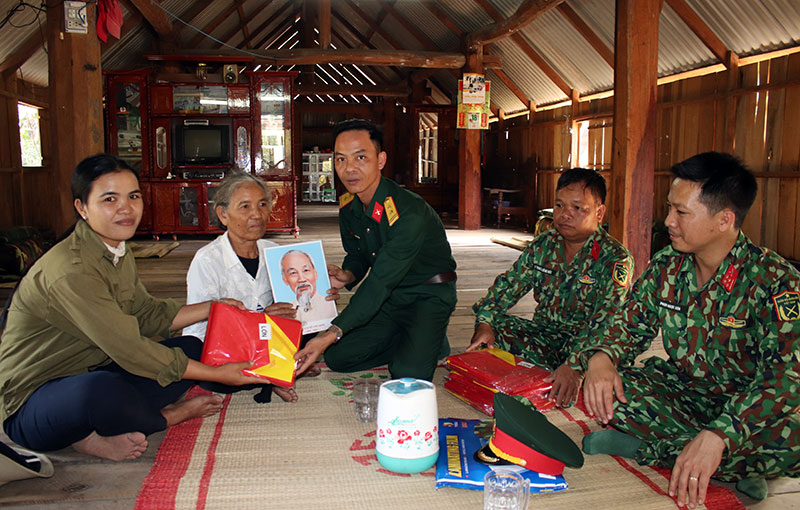 Bộ CHQS tỉnh Đắk Lắk mở lớp bồi dưỡng tiếng Khmer và Êđê cho cán bộ, chiến sĩ năm 2020