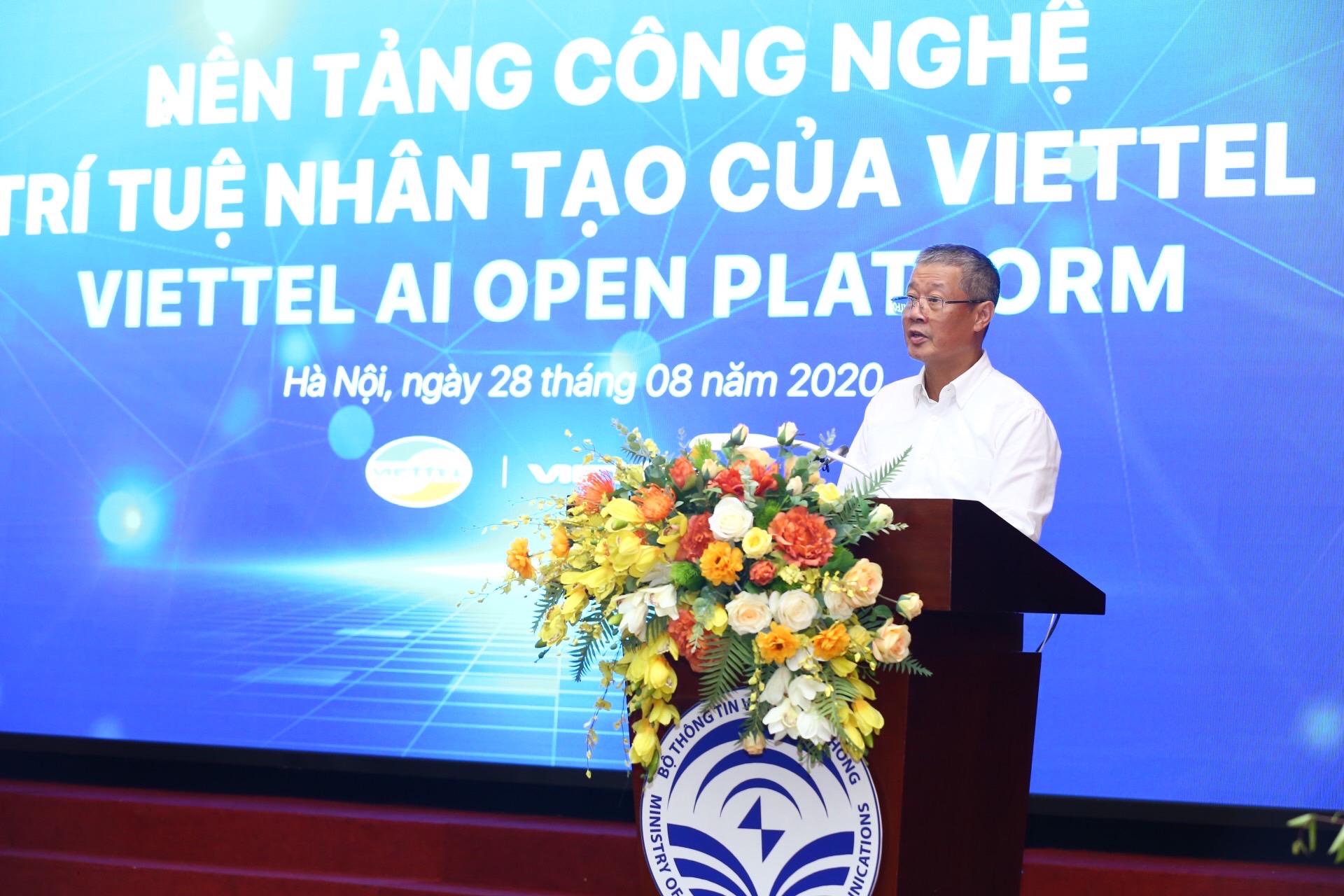 Bộ TT&TT ra mắt nền tảng công nghệ trí tuệ nhân tạo dành cho người Việt Nam