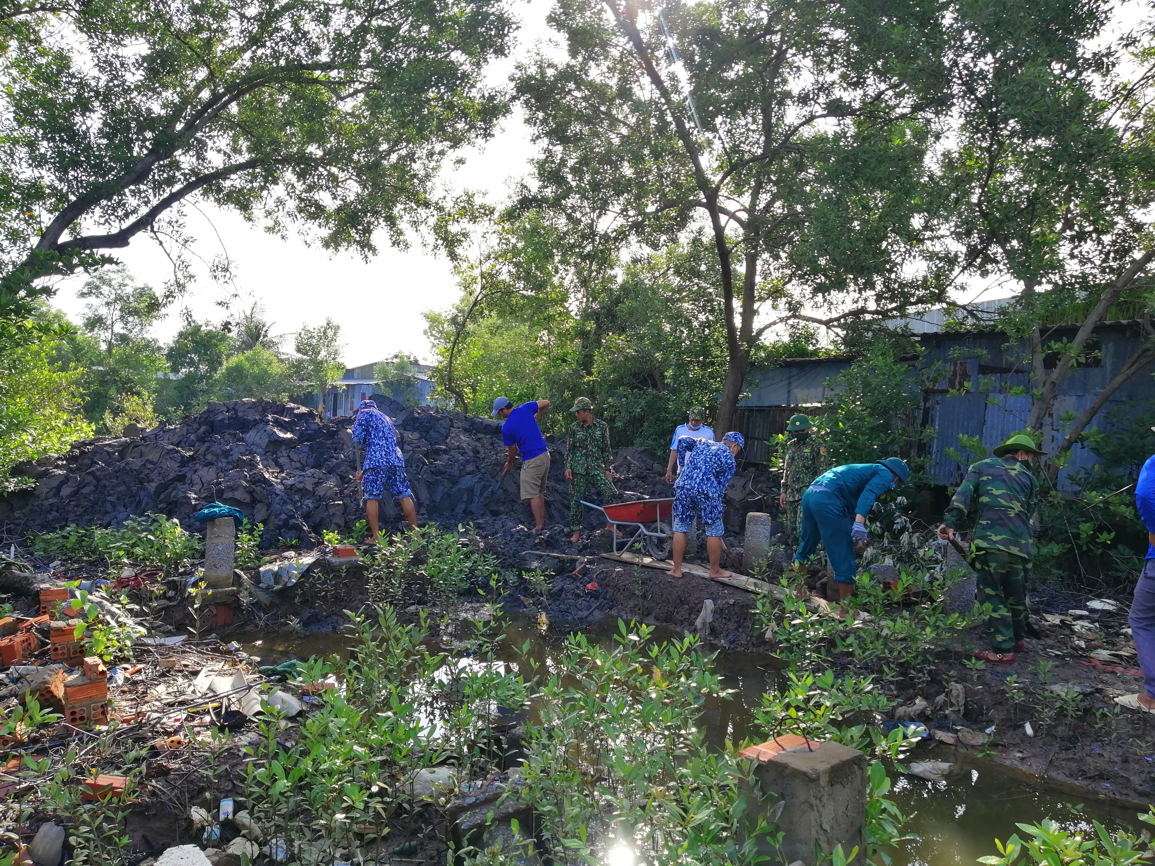 Hải đoàn 42 tổ chức nhiều hoạt động nhân Ngày truyền thống