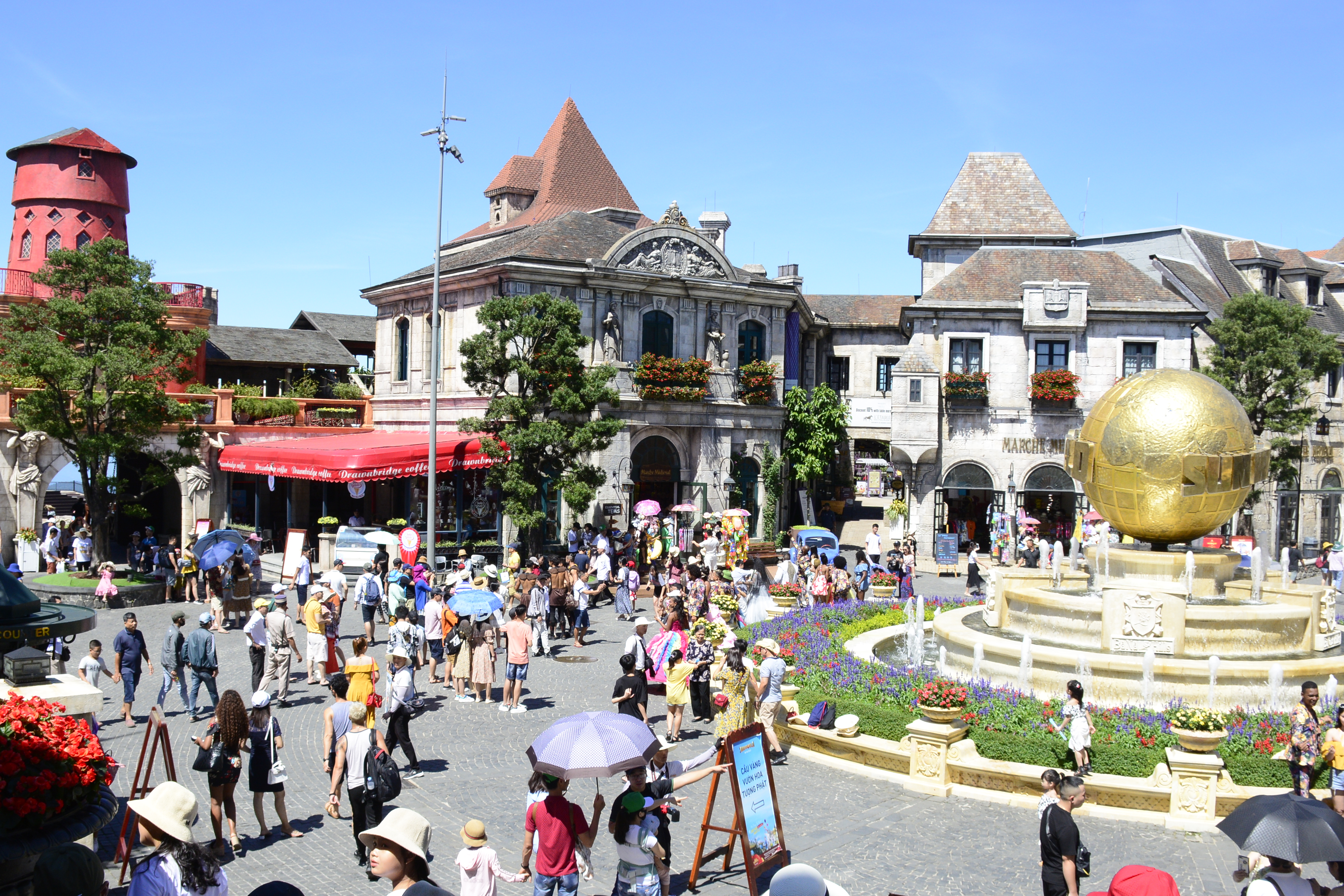 Tháo gỡ khó khăn, thúc đẩy phát triển du lịch bền vững