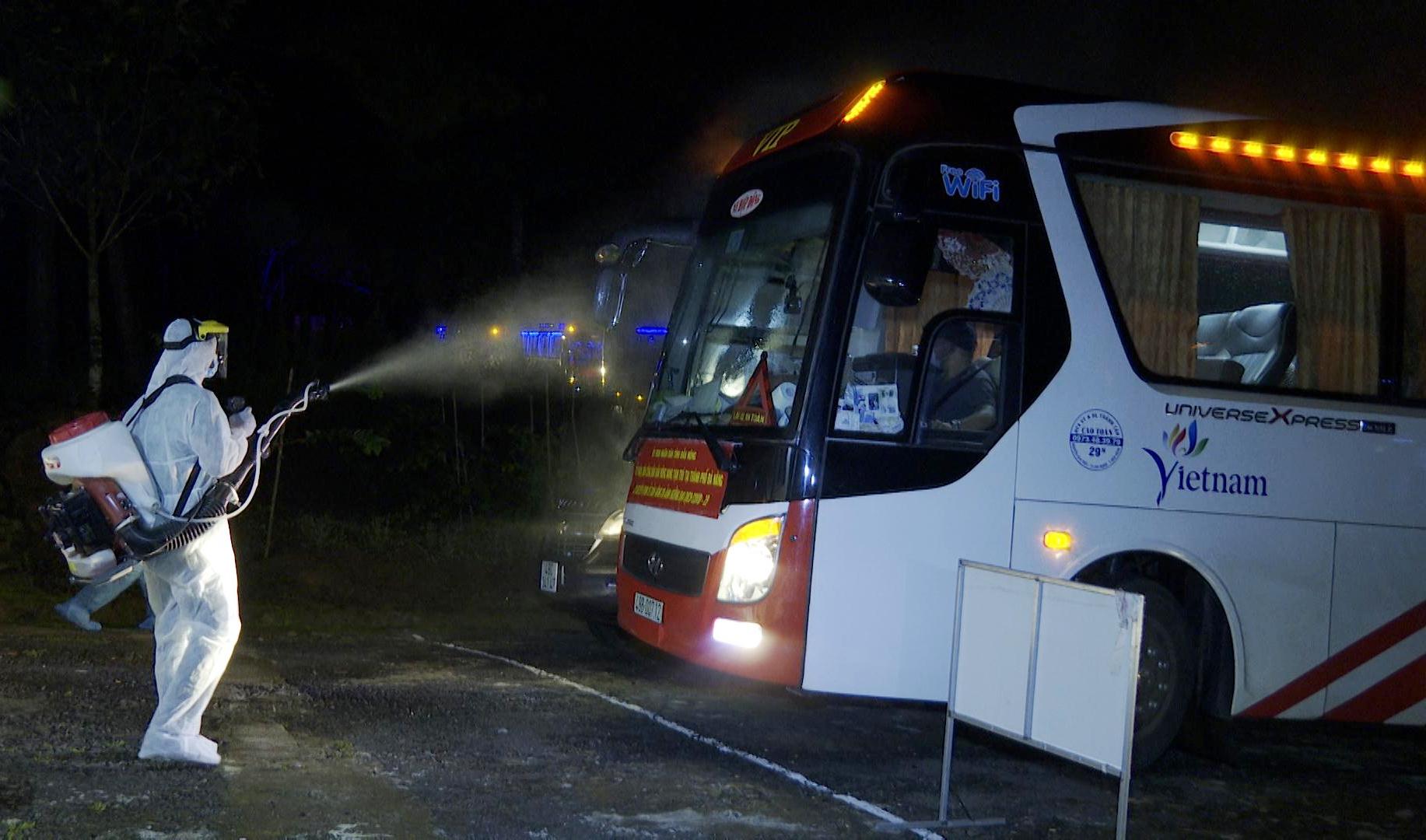 Đượm tình quân dân