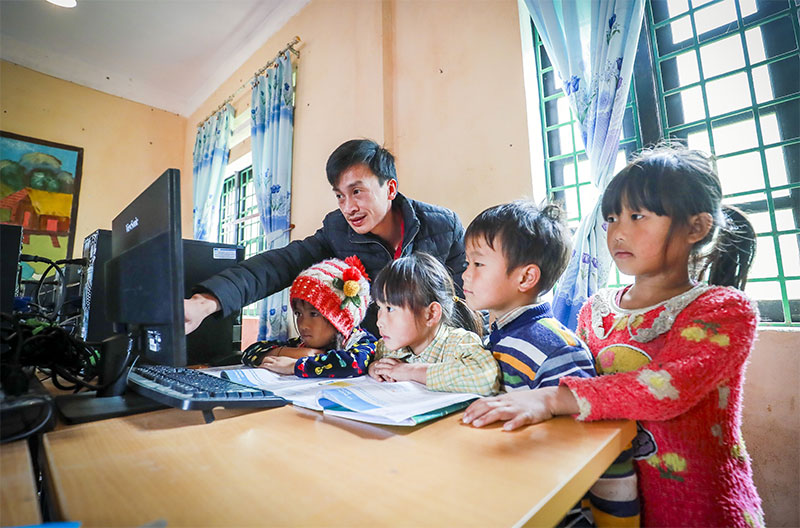 Hỗ trợ sinh kế cho người nghèo nhờ chuyển đổi số

