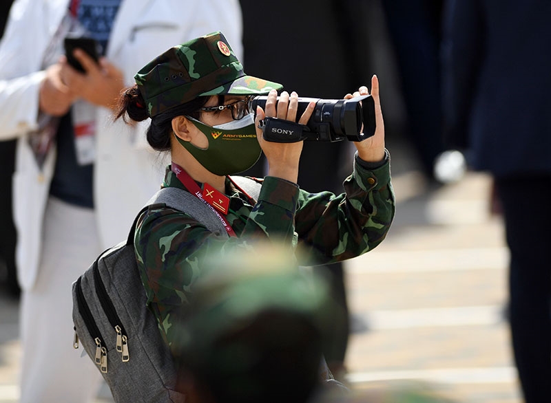Phóng viên Kim Oanh quay lại những hình ảnh tại Army Games 2020.