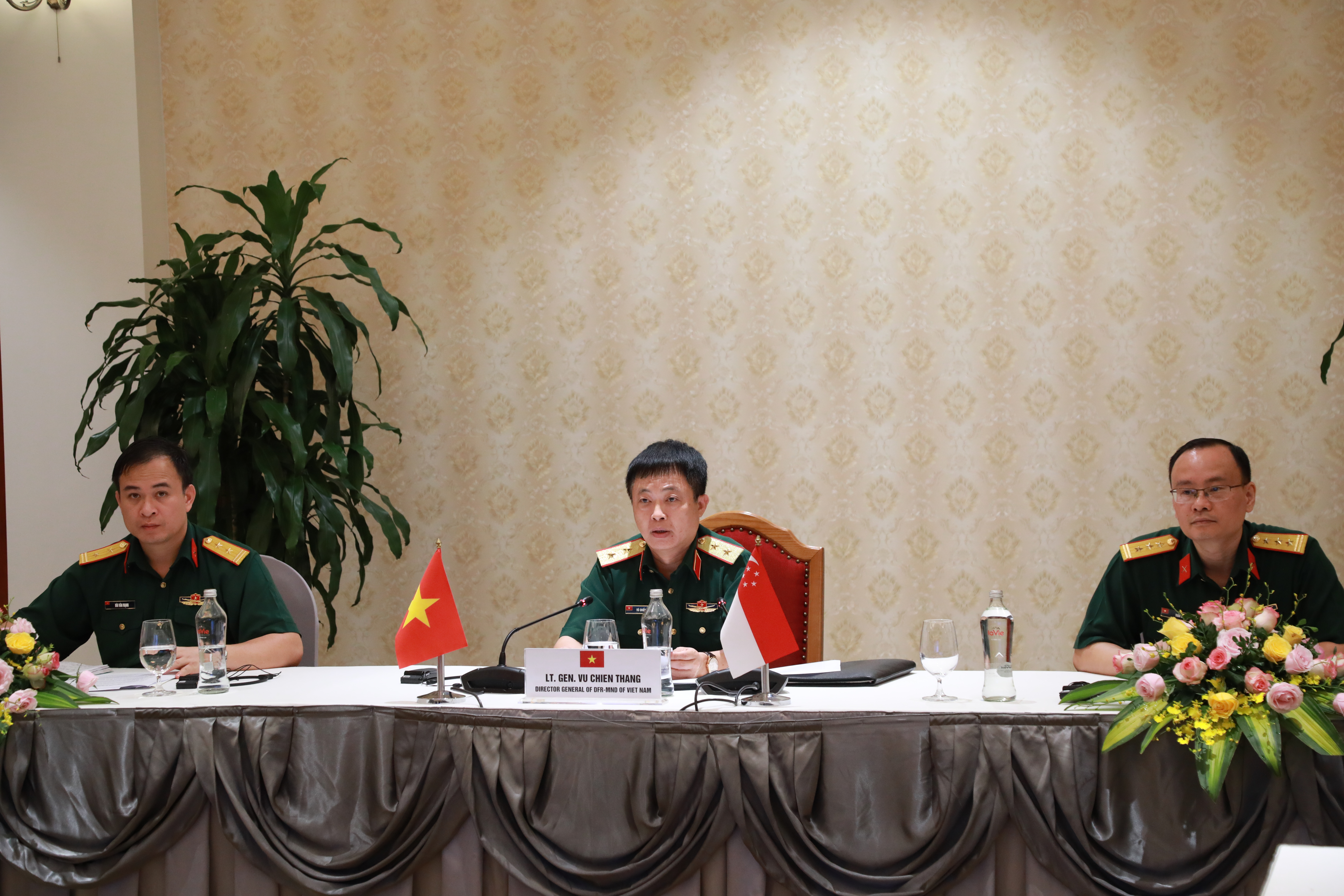 Họp trực tuyến Nhóm công tác chung về hợp tác quốc phòng Việt Nam-Singapore lần thứ 8