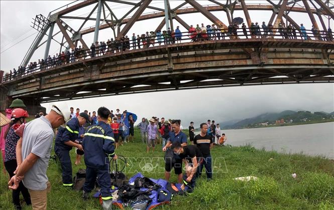 Bắc Giang: Nhảy xuống sông cứu người, tài xế xe tải và nạn nhân cùng bị đuối nước