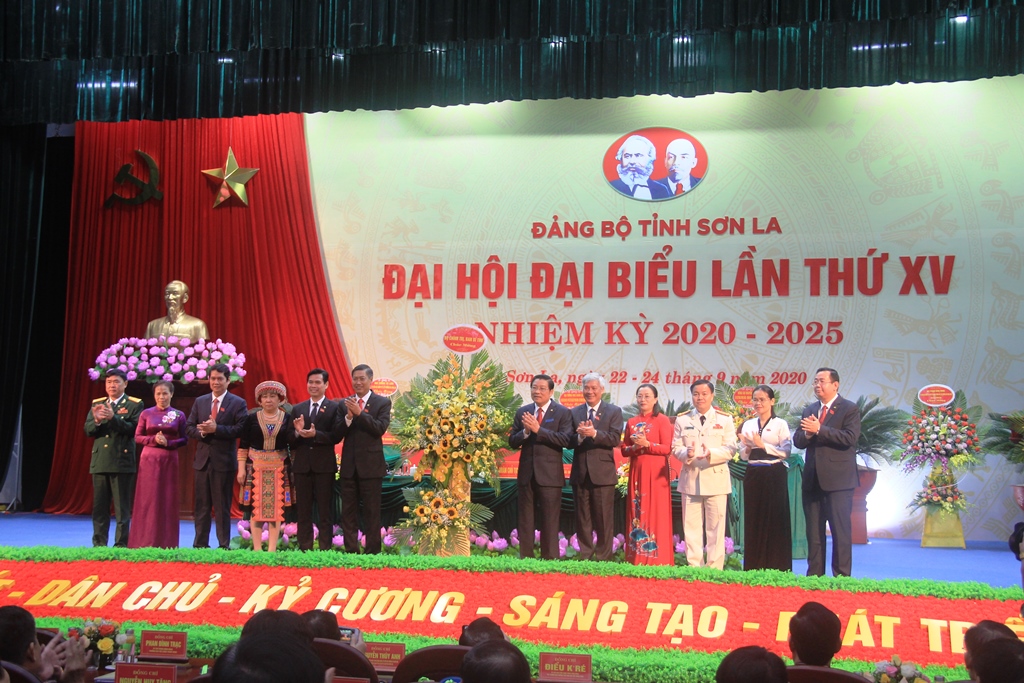 Xây dựng tỉnh Sơn La phát triển theo hướng xanh, nhanh, bền vững