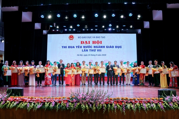 Ngành Giáo dục tôn vinh gần 400 cá nhân, tập thể tại Đại hội thi đua yêu nước