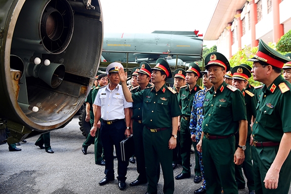 Bài 4: Phát huy cao độ dân chủ, trí tuệ trong xây dựng văn kiện đại hội