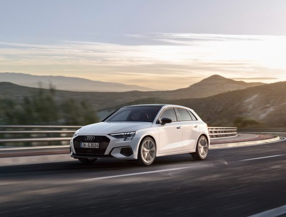 Audi ra mắt phiên bản mới của A3 Sportback 2021 sử dụng nhiên liệu CNG 