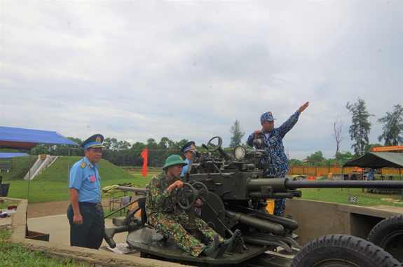 Bế mạc Hội thi Đại đội trưởng pháo Phòng không, súng máy Phòng không lực lượng Phòng không lục quân năm 2020