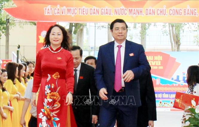 Đồng chí Phạm Minh Chính dự và chỉ đạo Đại hội Đảng bộ tỉnh Lạng Sơn lần thứ XVII  

