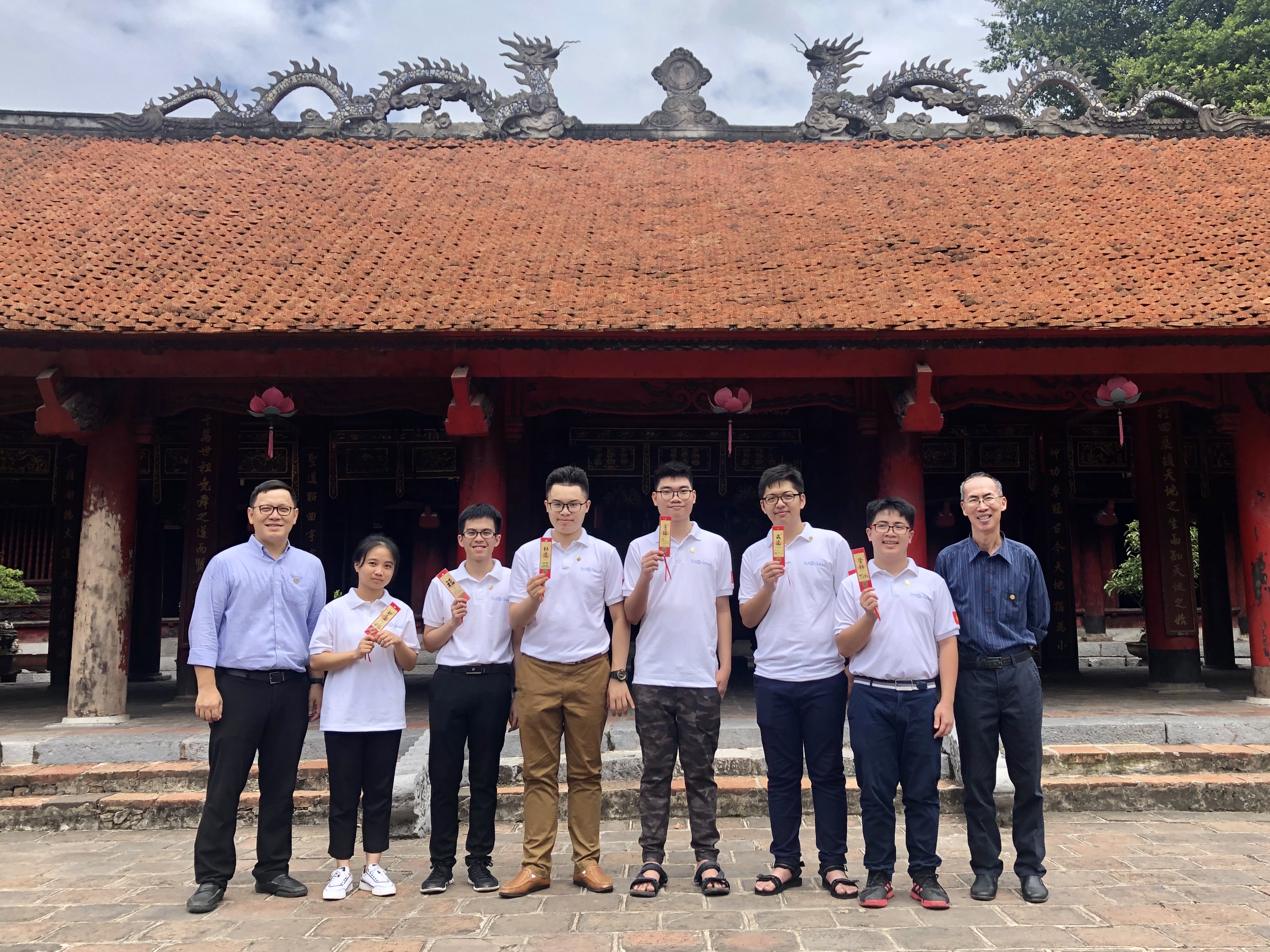 Việt Nam giành 2 Huy chương Vàng tại Olympic Toán học quốc tế năm 2020