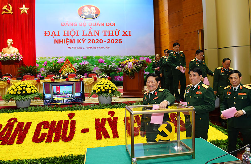 Nhiều đóng góp tâm huyết vào Dự thảo văn kiện Trung ương

