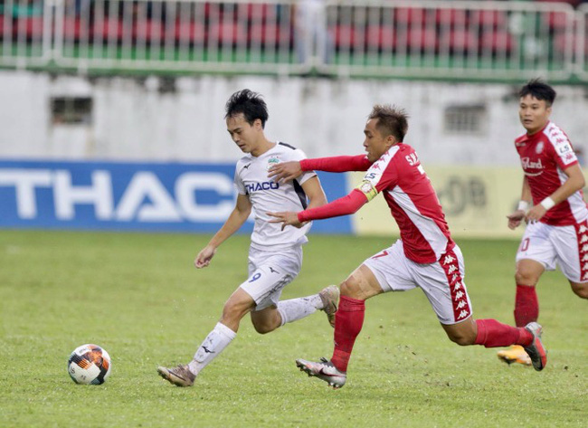 Tìm ra 8 đội tranh ngôi vô địch V- League 2020