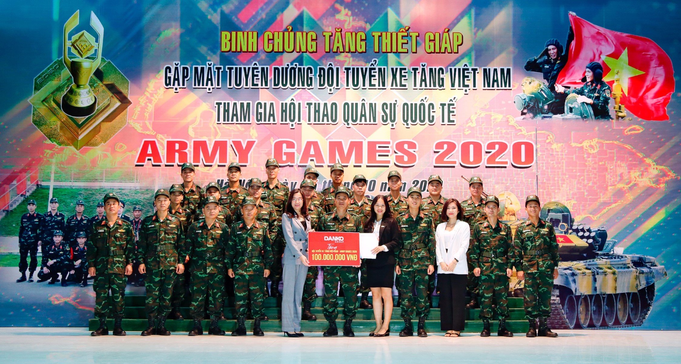 Danko Group tặng 100 triệu đồng cho Đội tuyển xe tăng Việt Nam tại Army Games 2020
