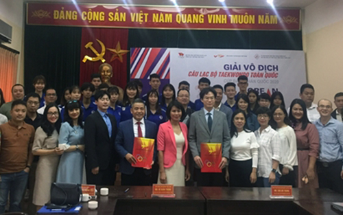 Gần 700 vận động viên tham dự giải vô địch các câu lạc bộ Taekwondo toàn quốc