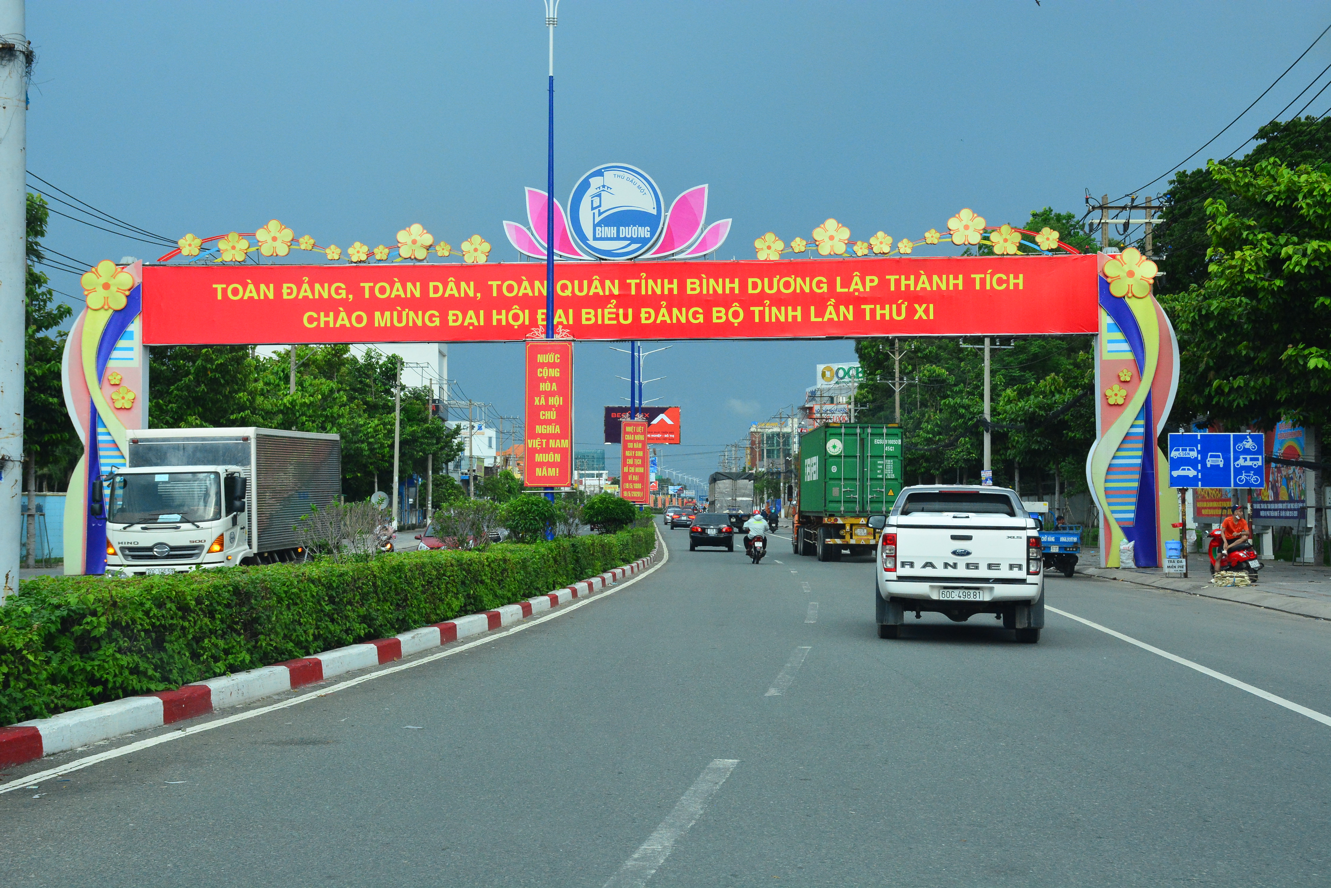 Công trình ý nghĩa, hoạt động thiết thực chào mừng đại hội