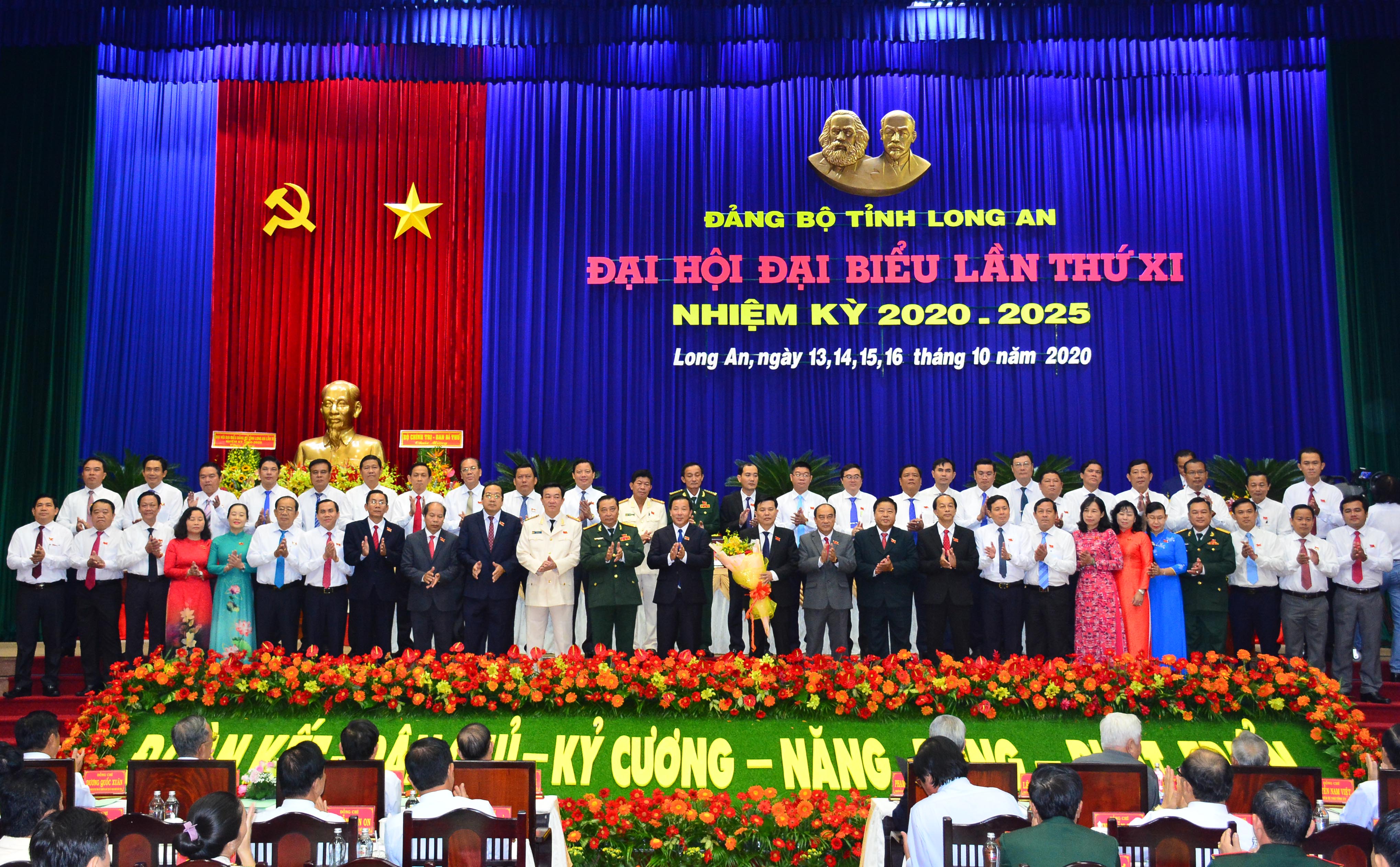 Long An xác định nhiều chương trình đột phá, công trình trọng điểm để phát triển vững chắc