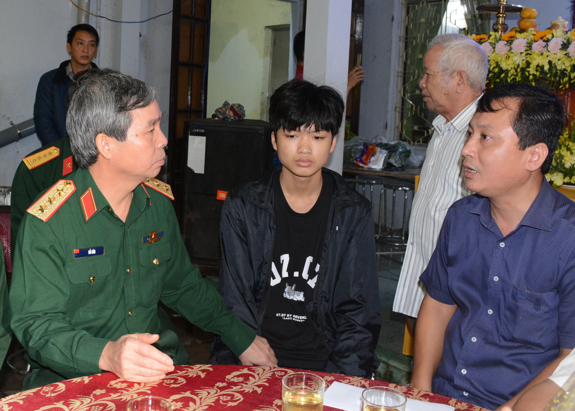 Thượng tướng Đỗ Căn kiểm tra công tác chuẩn bị tổ chức tang lễ các cán bộ, chiến sĩ hy sinh khi làm nhiệm vụ tại  Thừa Thiên - Huế