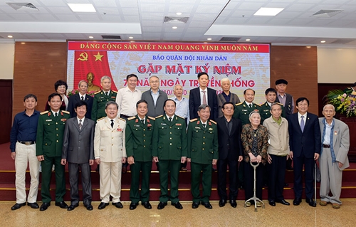 Gặp mặt kỷ niệm 70 năm Ngày truyền thống Báo Quân đội nhân dân 