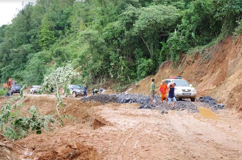 Lữ đoàn Công binh 414 huy động lực lượng, phương tiện ứng cứu vụ sạt lở đất tại Đoàn Kinh tế-Quốc phòng 337