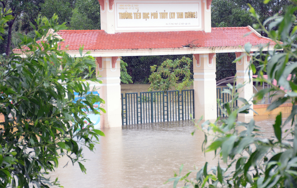 Hơn 71.000 nhà dân trên địa bàn tỉnh Quảng Bình bị ngập