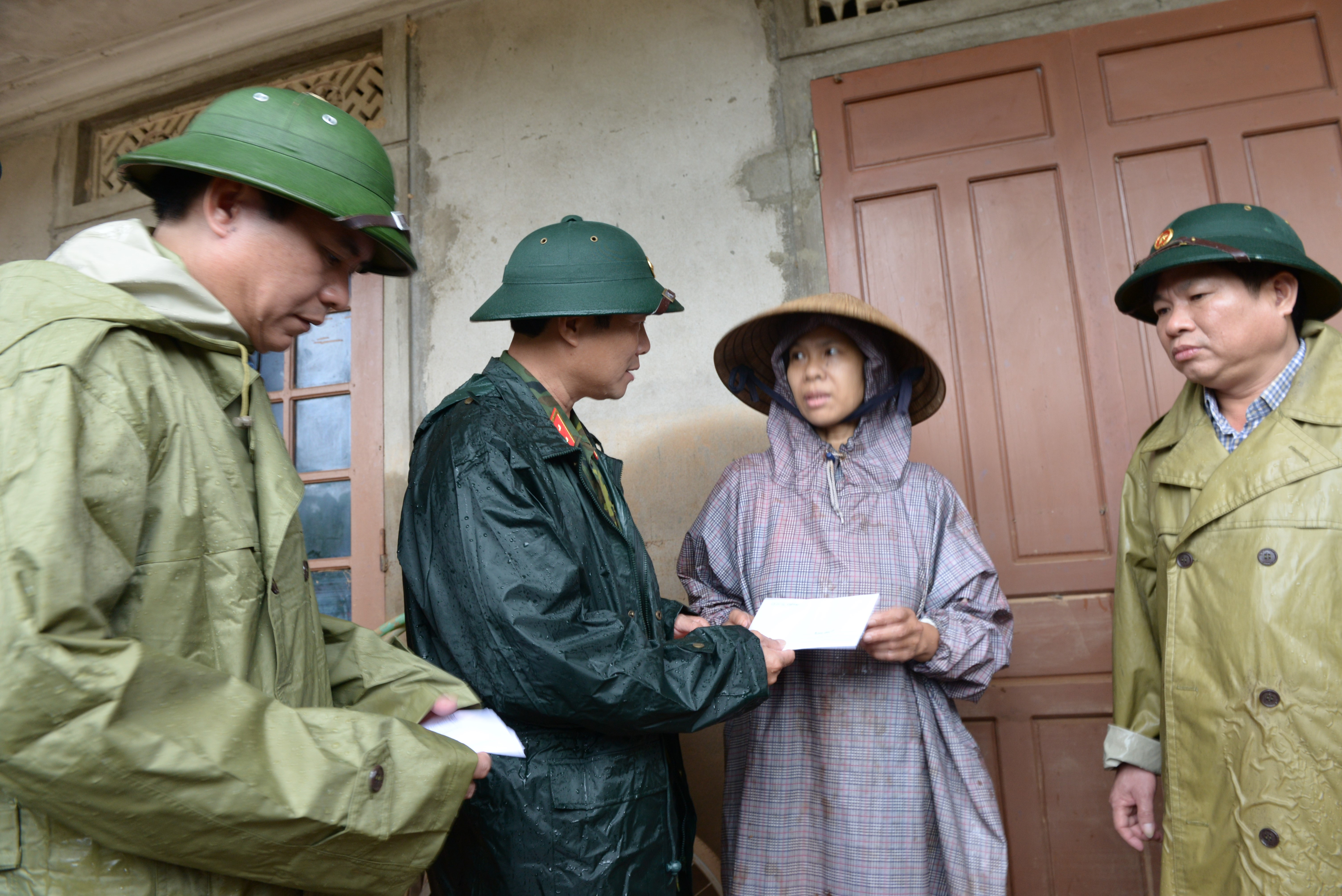 Các anh mãi sống trong lòng đồng bào Vân Kiều