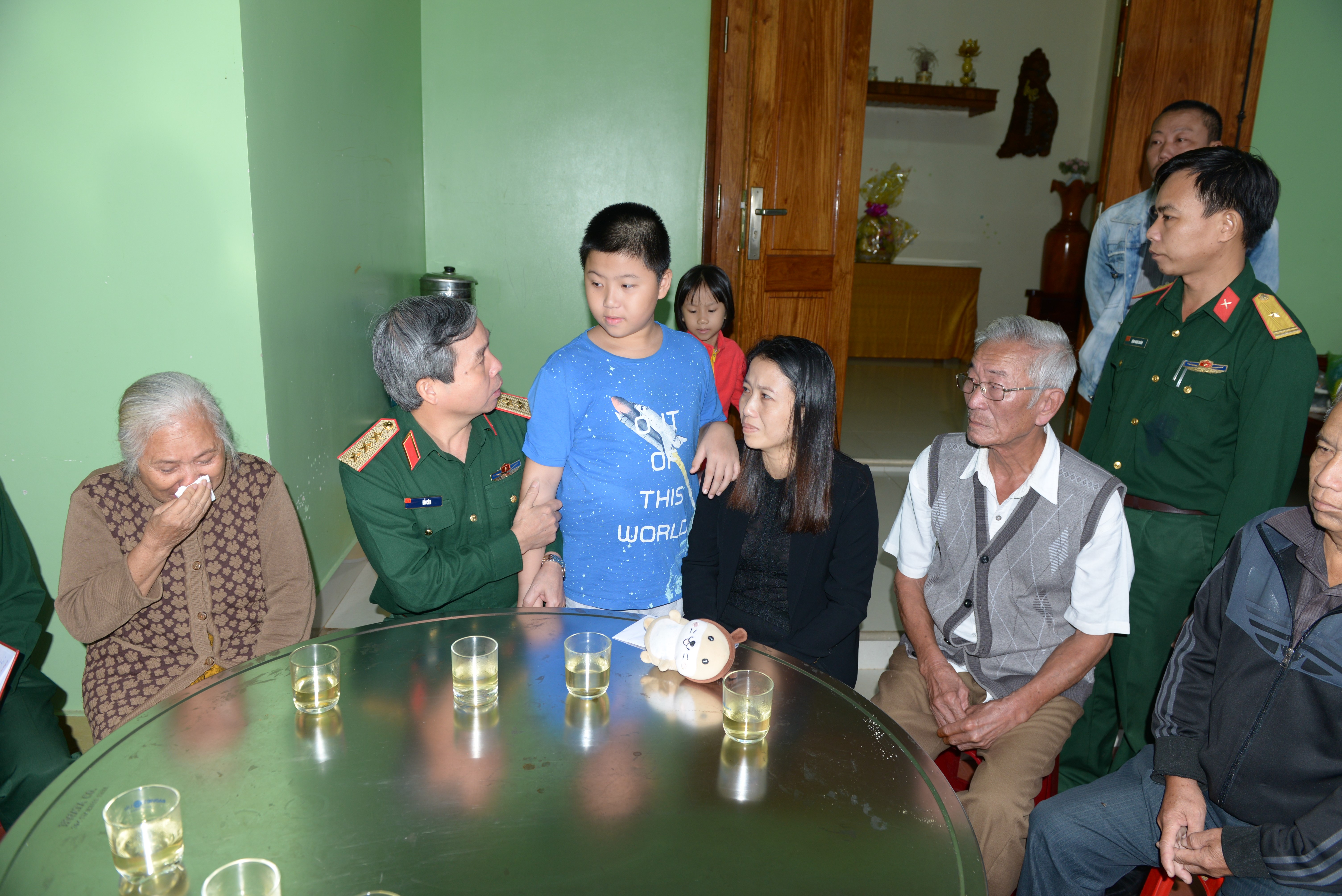 Thương các anh nằm xuống vùng đất lửa!