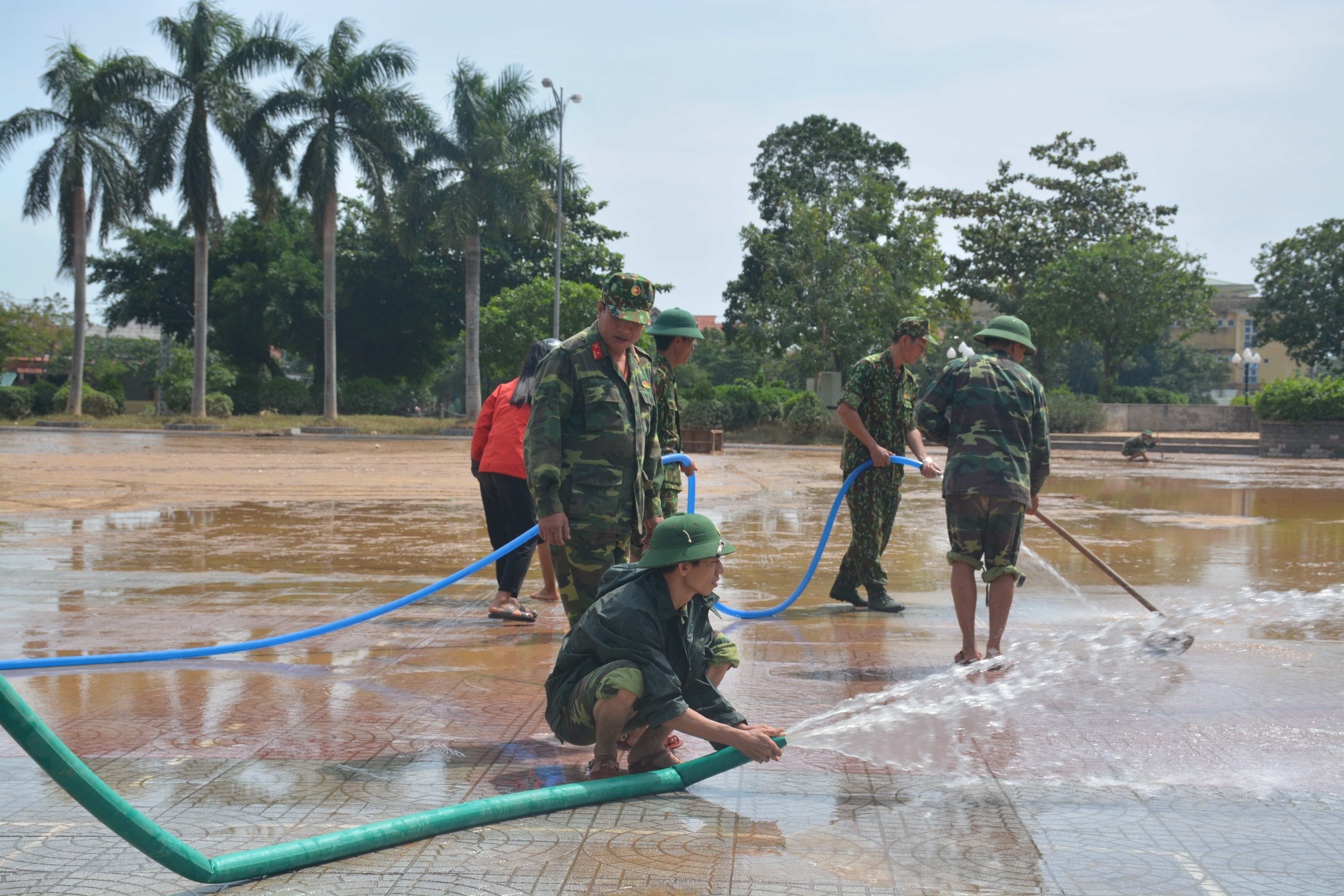 Khẩn trương khắc phục hậu quả, giúp dân ổn định cuộc sống