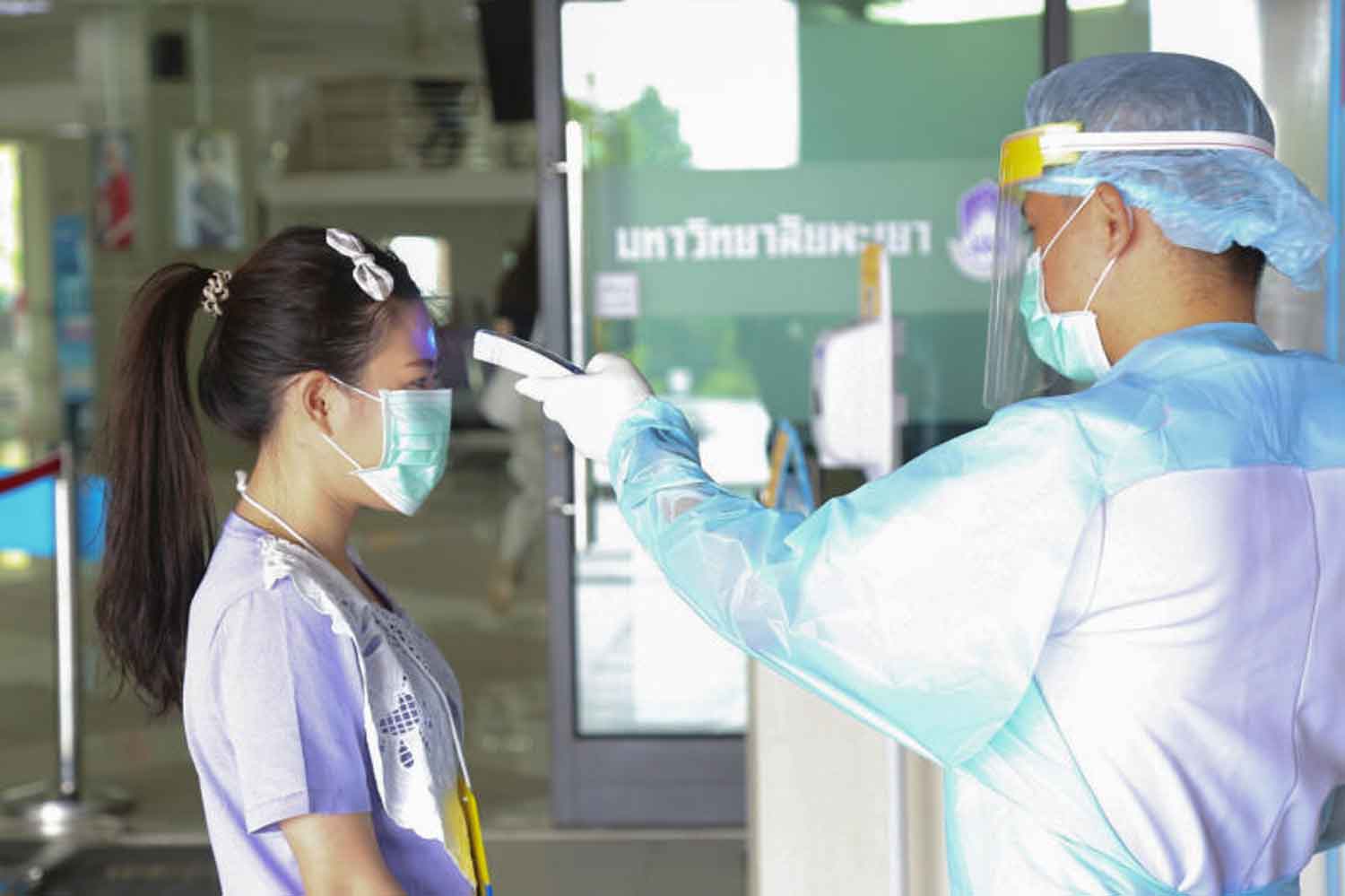 Đà phục hồi kinh tế trong đại dịch bị thách thức vì... tiền tiết kiệm 