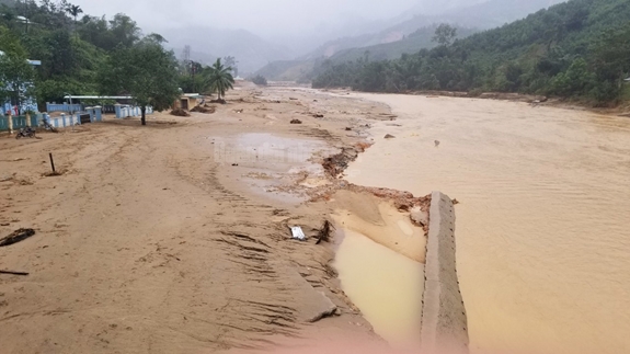 Chủ động triển khai các biện pháp ứng phó với siêu bão Goni