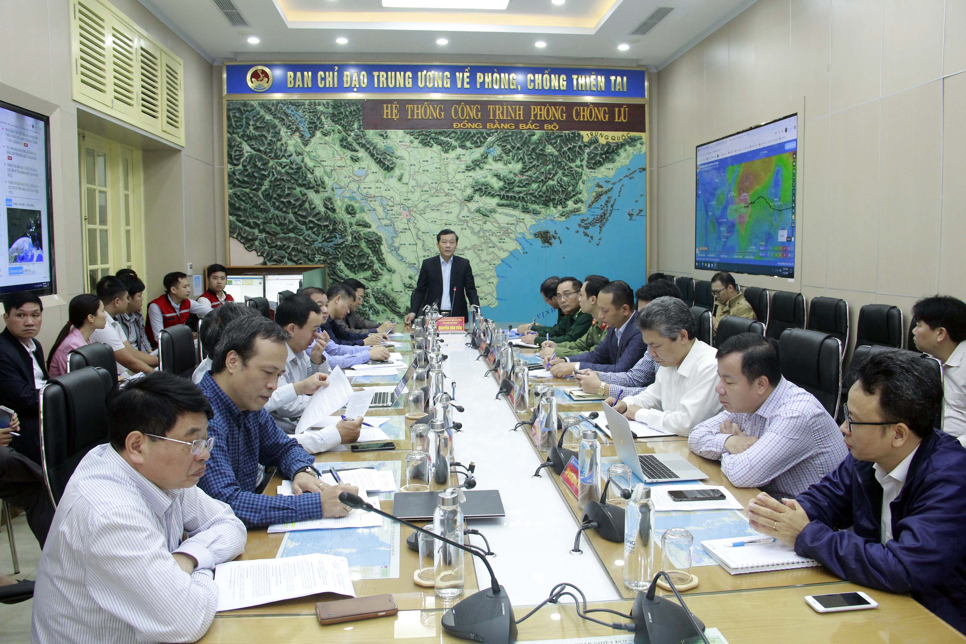 Các địa phương cần khẩn trương triển khai phương án ứng phó bão, mưa lũ, sạt lở đất