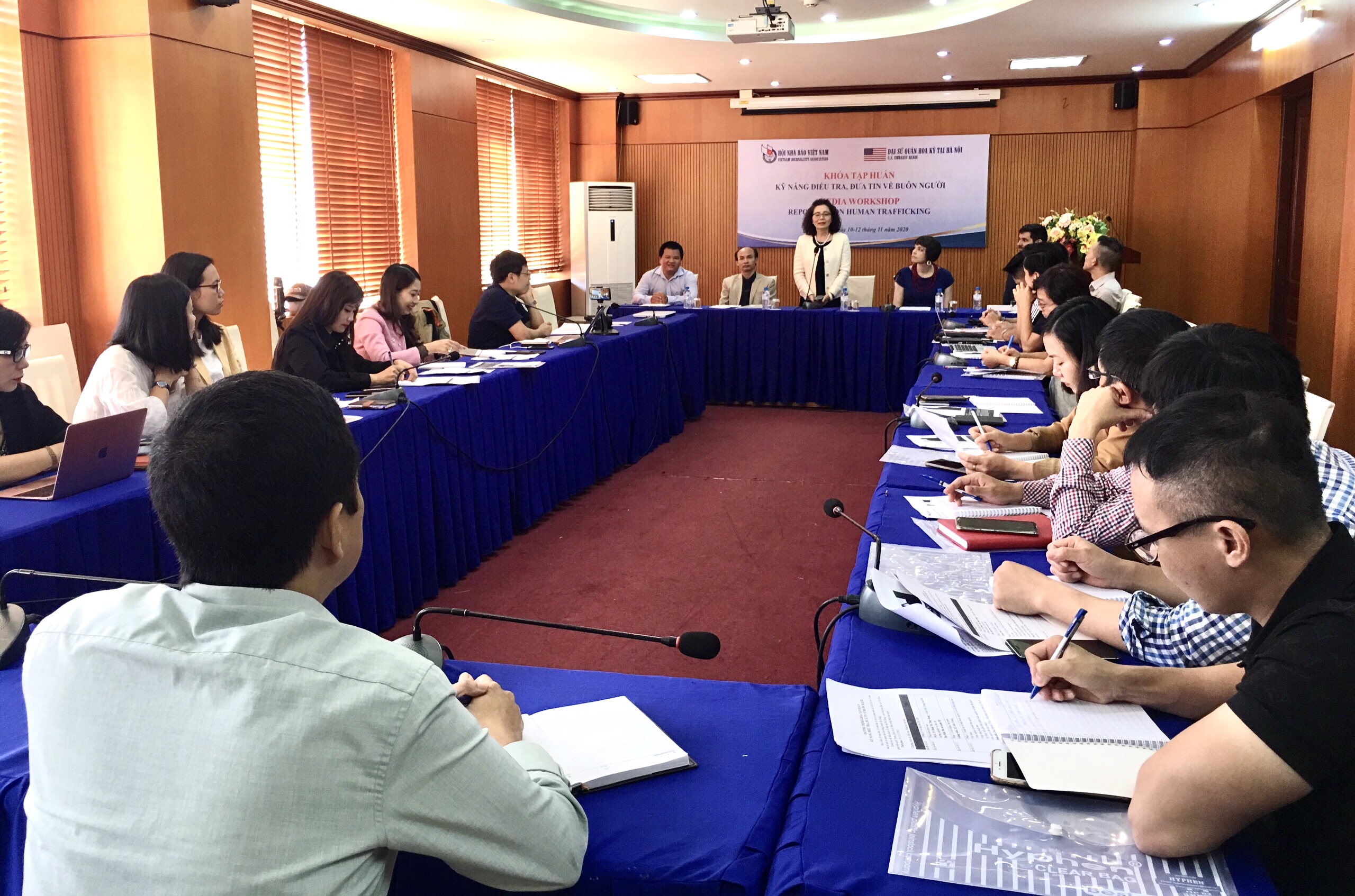 Tập huấn kỹ năng điều tra, đưa tin về buôn người