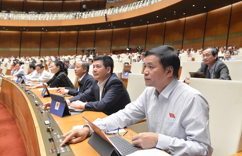 Quốc hội thông qua Nghị quyết về phân bổ ngân sách Trung ương năm 2021