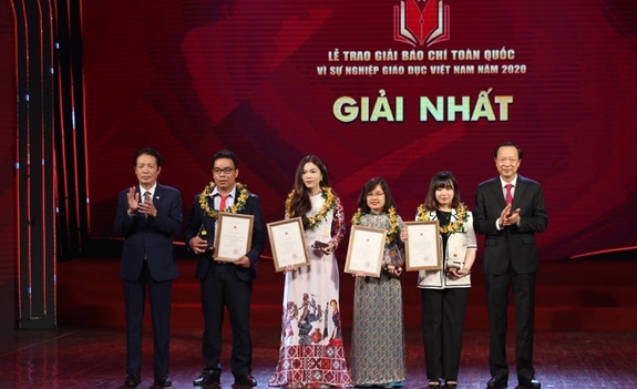 Trao Giải báo chí toàn quốc “Vì sự nghiệp Giáo dục Việt Nam” năm 2020