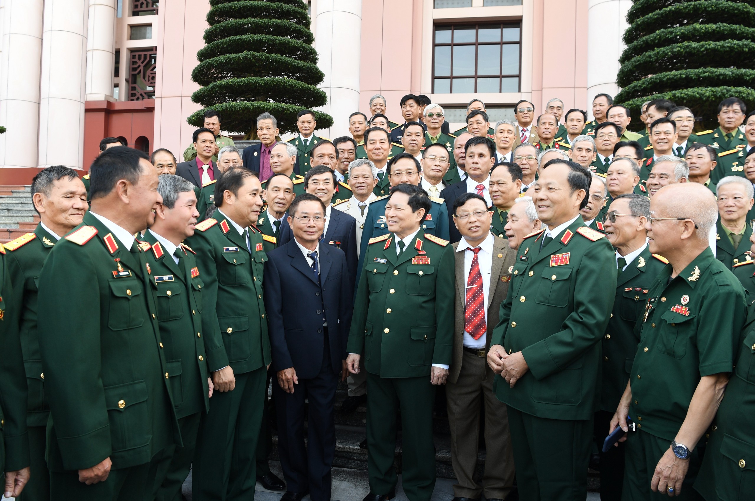 Đại tướng Ngô Xuân Lịch gặp mặt Ban liên lạc Cựu chiến binh Sư đoàn 341