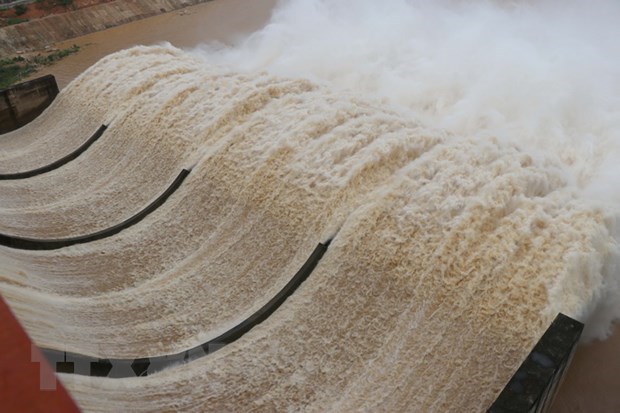 Thừa Thiên - Huế: Thủy điện Thượng Nhật mở 5 cửa van để ứng phó bão số 13