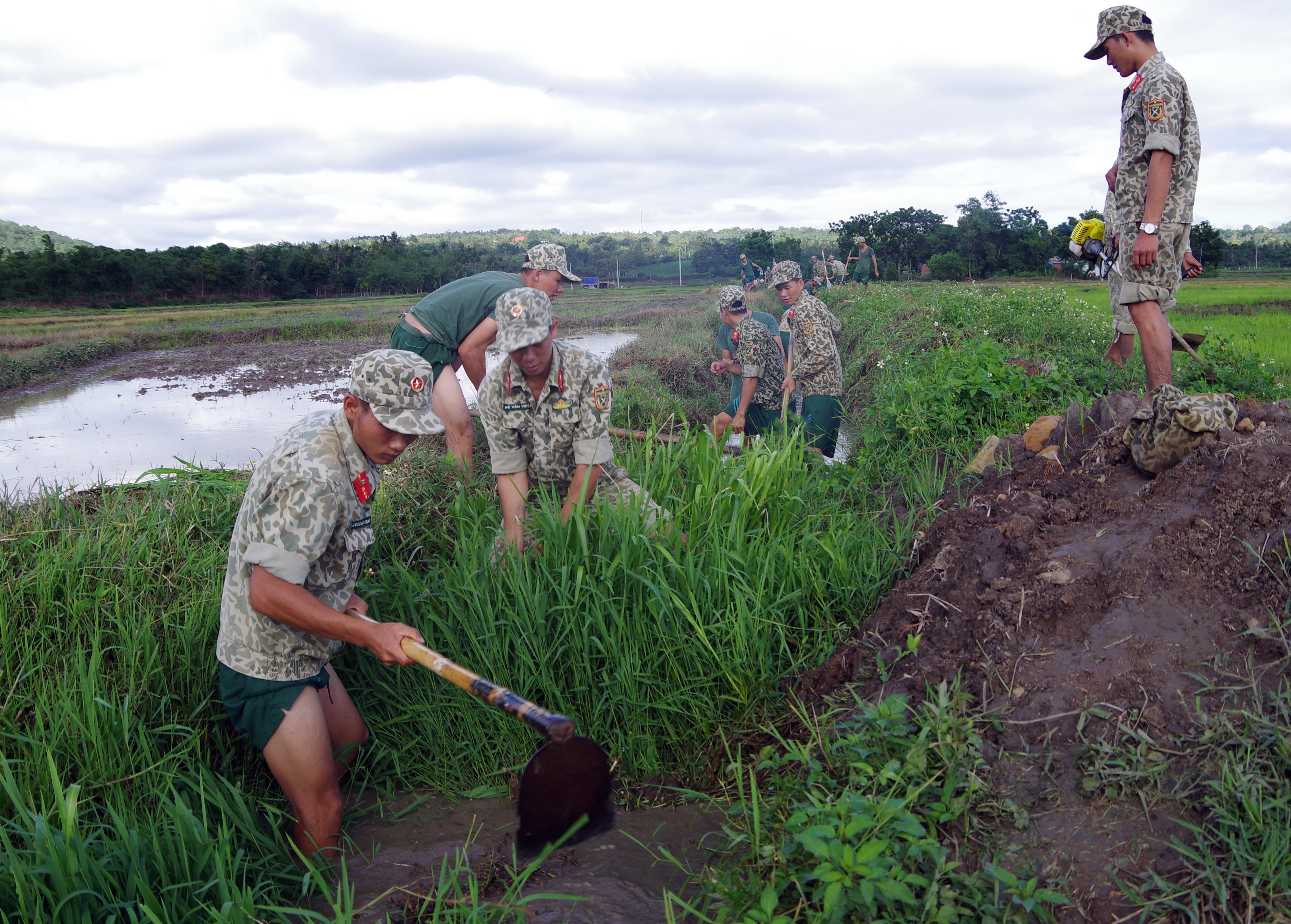 Giúp dân hiệu quả, dân tin, dân quý