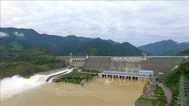 XỬ NGHIÊM THỦY ĐIỆN VI PHẠM 