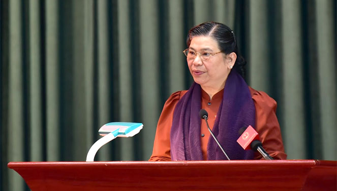 Phó chủ tịch Thường trực Quốc hội Tòng Thị Phóng tiếp xúc cử tri tại tỉnh Sơn La