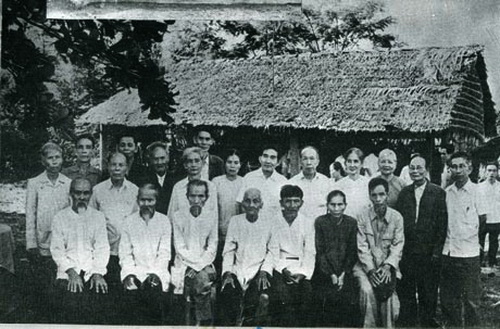 Xây dựng lực lượng và phát triển chiến tranh du kích

