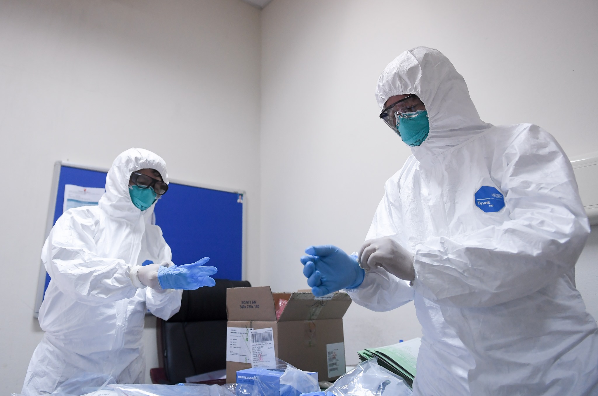 Bộ Y tế yêu cầu xét nghiệm virus SARS-CoV-2 với thực phẩm nhập khẩu từ các nước đang có dịch Covid-19