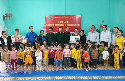 TECAPRO trao tặng trao thiết bị cho các trường học tại tỉnh Quảng Bình và Quảng Trị