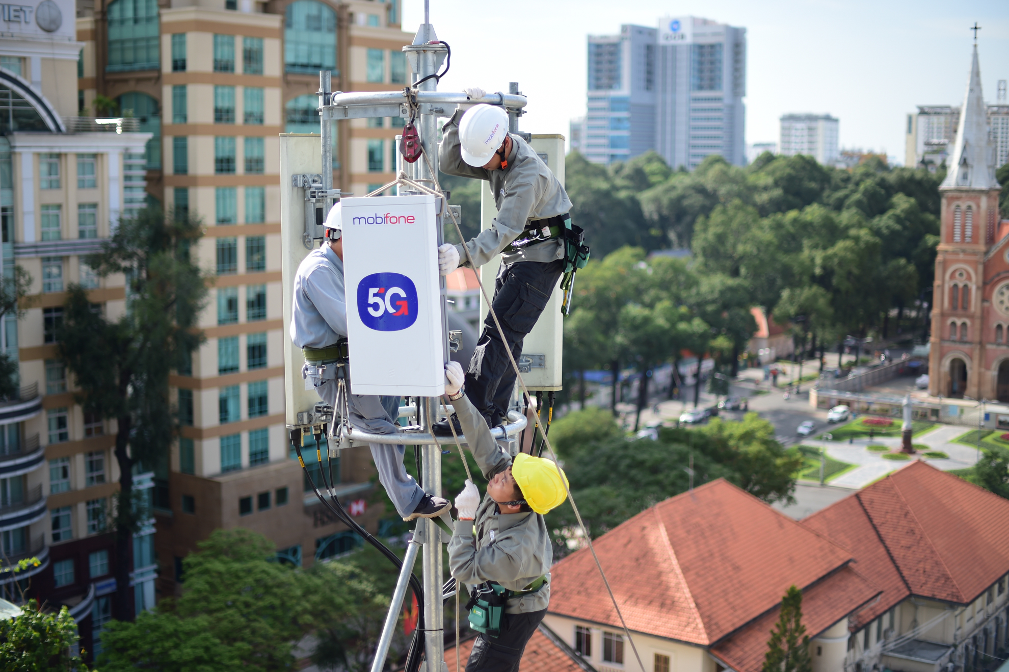 Tốc độ phát sóng 5G thương mại của MobiFone tối đa đạt 1,5Gbps