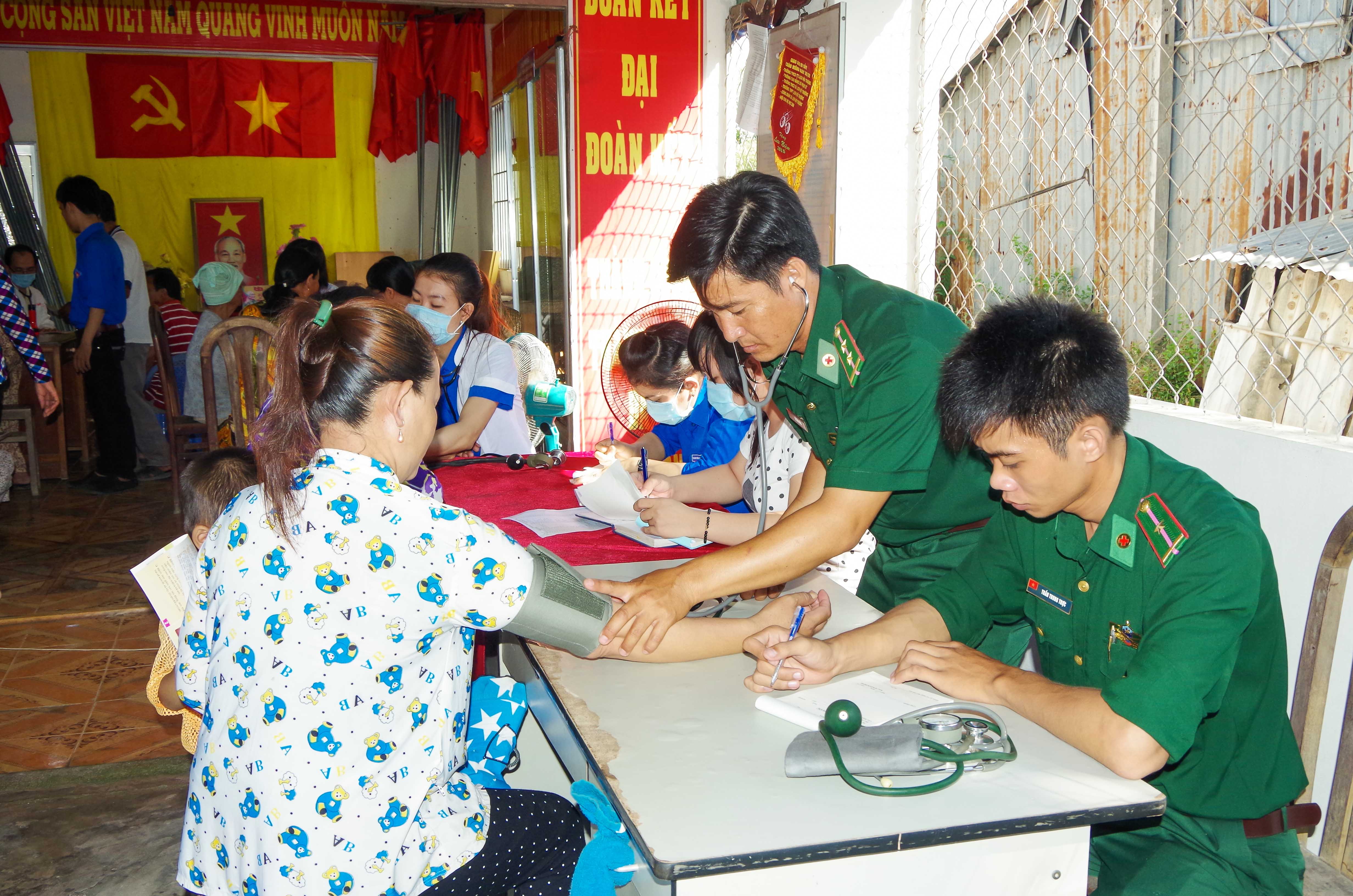 Chung sức bảo vệ biên cương Tổ quốc