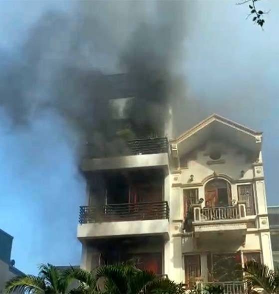 Kịp thời dập tắt đám cháy tại Khu tập thể ngõ 14B Lý Nam Đế