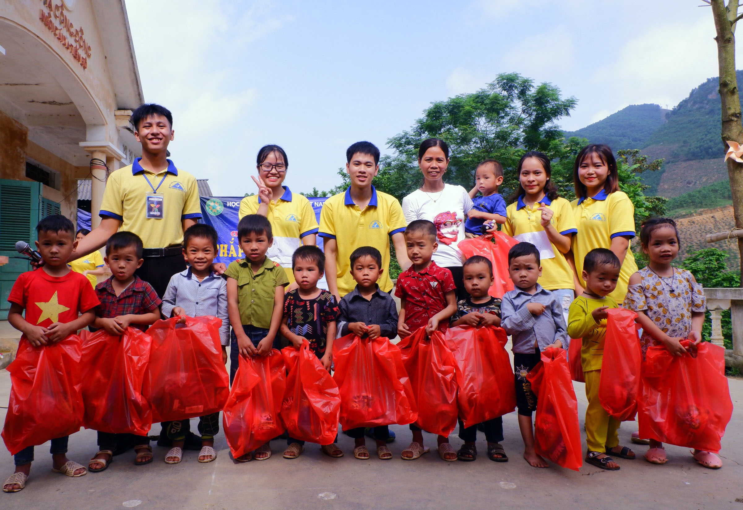 Kết nối yêu thương

