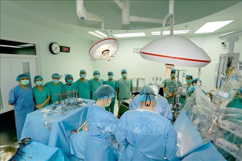 Bệnh viện Trung ương Huế thực hiện thành công ca ghép tim đặc biệt