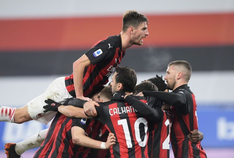 Tổng hợp vòng 10 Serie A: AC Milan duy trì vị thế dẫn đầu