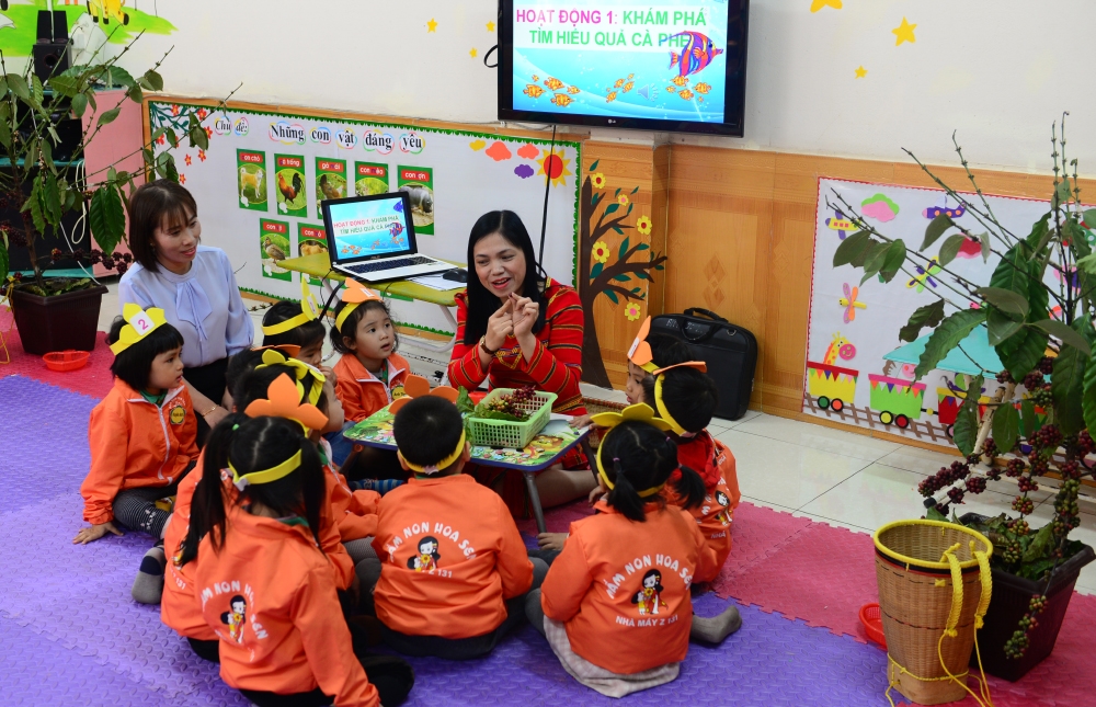 Nhiều nội dung thi dựa trên thực tế đời sống sinh hoạt, sản xuất của đơn vị đứng chân. Trong ảnh: Nội dung